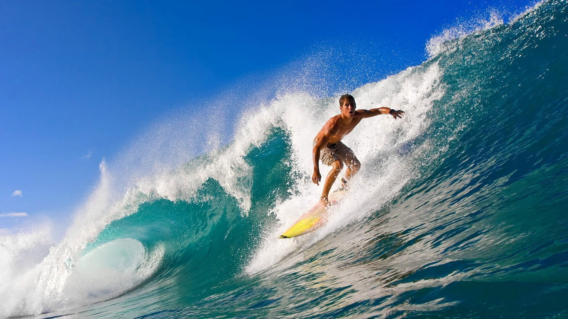 田径赛场焦点！日本队对阵俄罗斯队，关键一战，双方鏖战至最后一刻